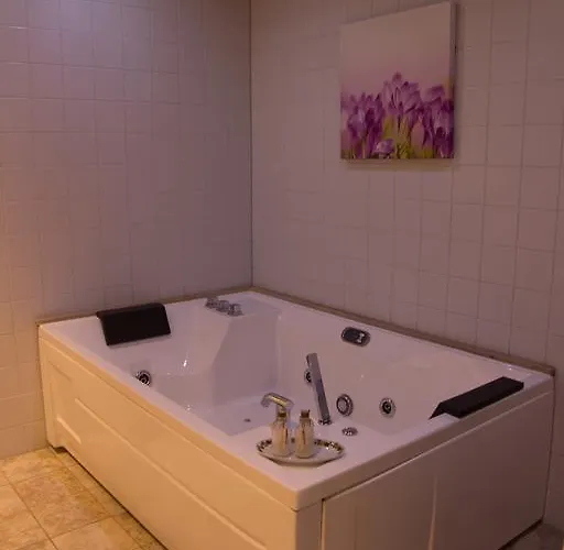 Kessels Heerlijkheid Bed and Breakfast 3*