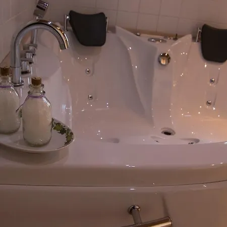 Kessels Heerlijkheid Bed & Breakfast 3*